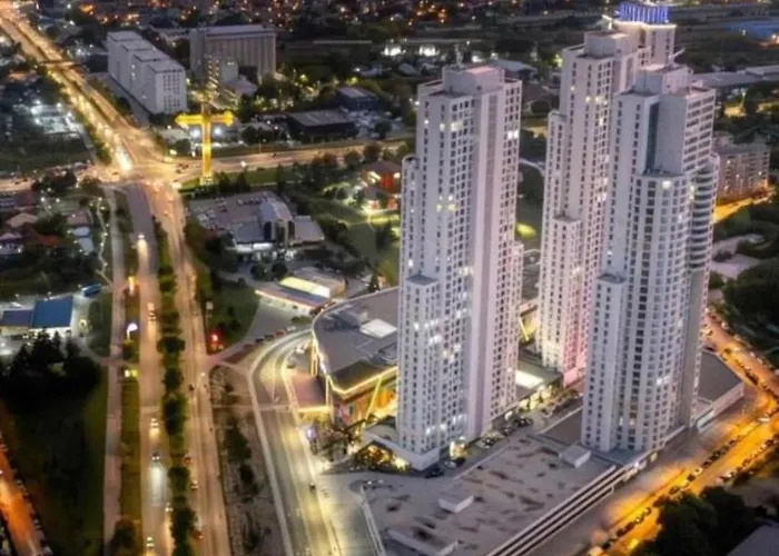 Pinky Sky Smart Apartment 30Th